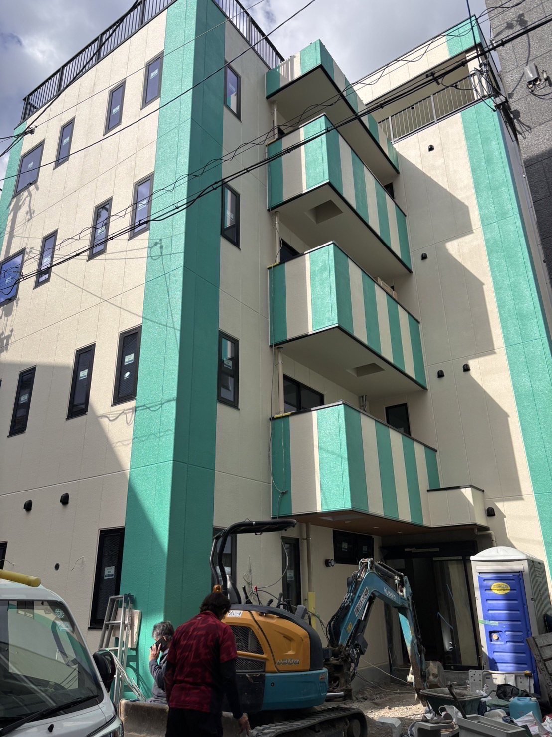 大阪某クリニック：塗装工事の施工事例